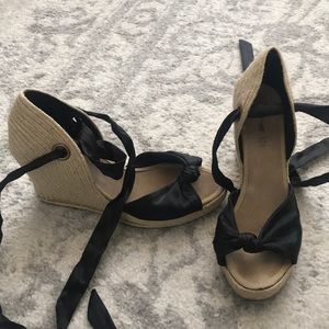 Summer tie up shoes